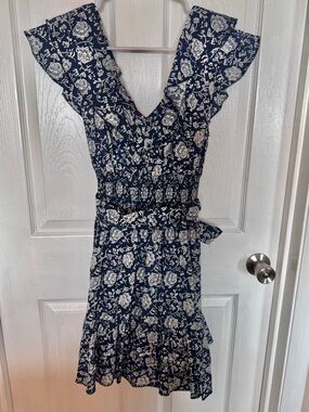 Mon Coco M Women's Navy Floral Ruffle V-Neck Dress